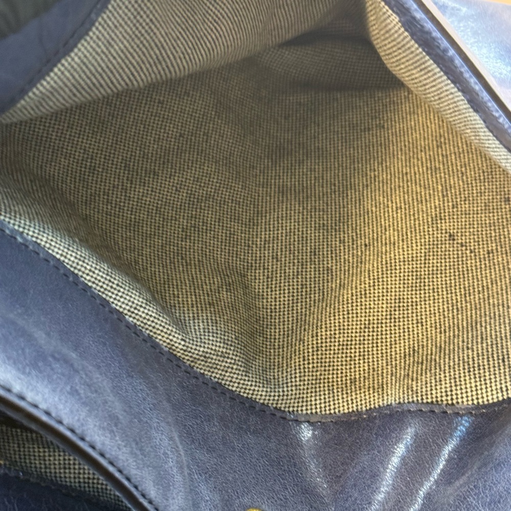 MCM BLUE DISTRESSED LEATHER SHOULDER BAG w / replacement chain strap - Picture 10 of 16